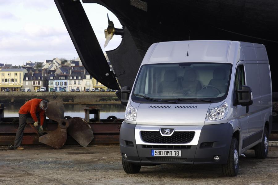  Peugeot Boxer 2006 года  (фото 42 из 81)